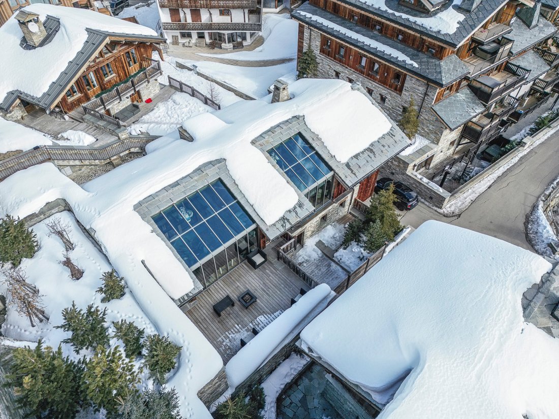 Katmai Luxury Chalet In Val In Val D'isère, Auvergne Rhône Alpes, France For Sale (12664512)