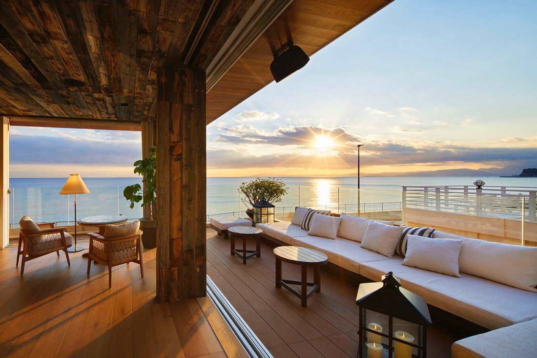 Inamuragasaki Oceanfront Residence In Kamakura, Kanagawa, Japan For