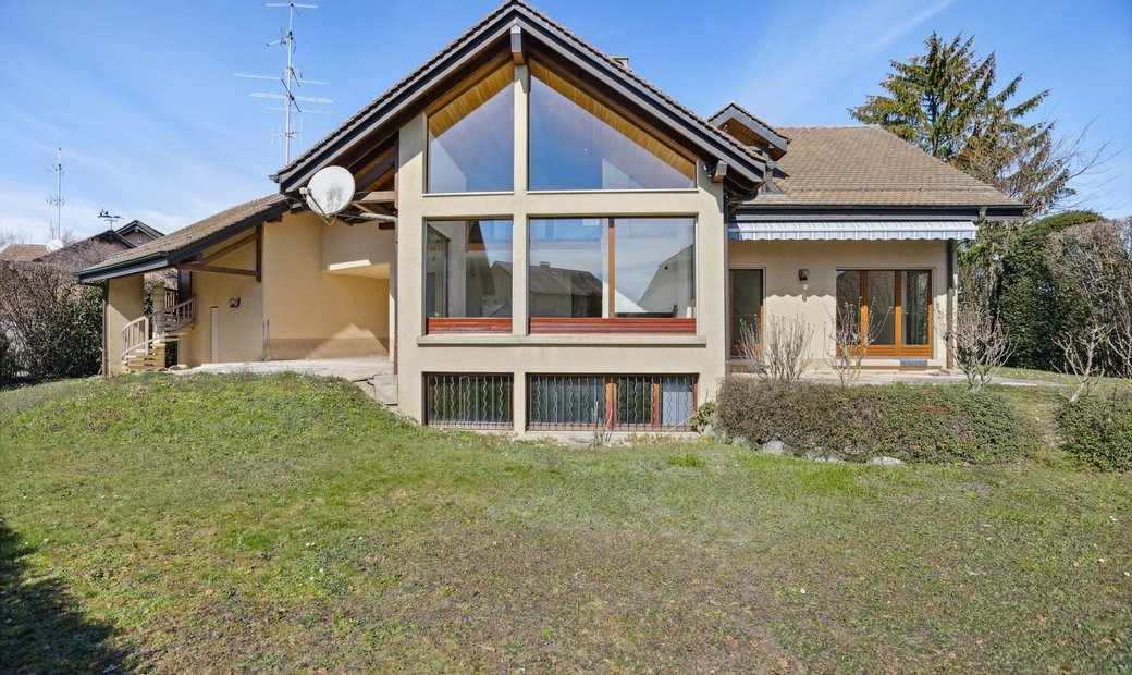 Detached House With Beautiful Volumes In Arnex Sur Nyon, Vaud, Switzerland For Sale (12671609)