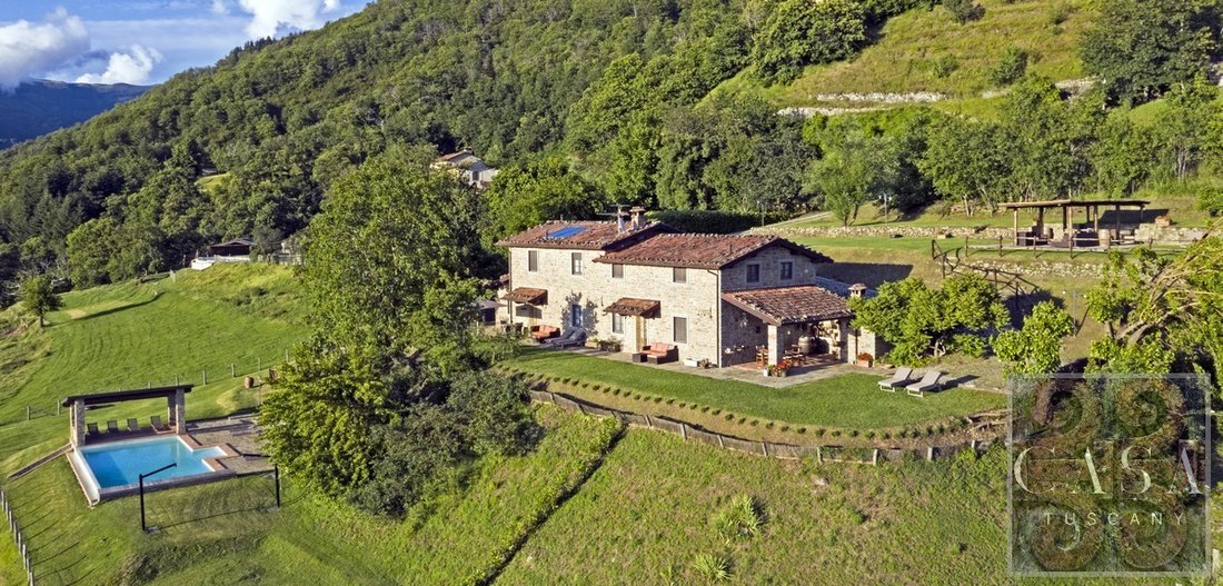 Garfagana Farmhouse In Garfagnana, Tuscany, Italy For Sale (12672094)