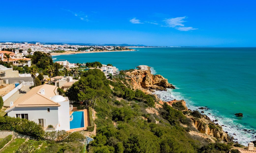 Luxury Front Line Villa In An Exclusive In Albufeira, Algarve, Portugal