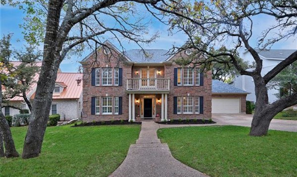 Timeless Traditional In Davenport Ranch In Austin, Texas, United States