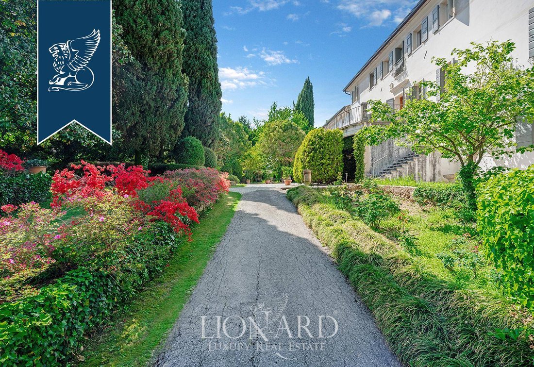 Villa in Asolo, Veneto, Italy 2 - 12673119
