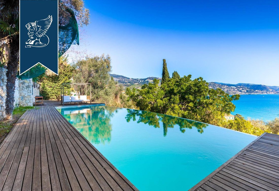 Wonderful Sea Facing Villa At A Stone's Throw From In Latte, Liguria