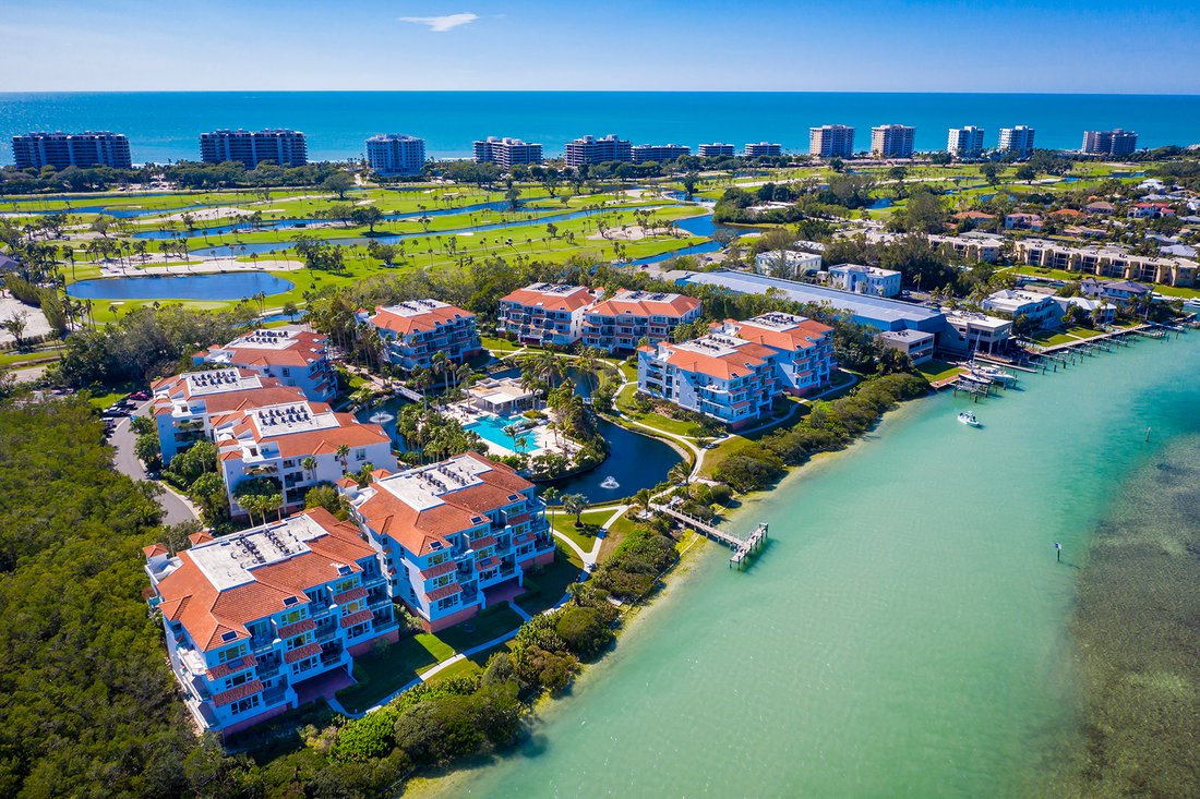Tangerine Bay Club In Longboat Key, Florida, United States For Sale