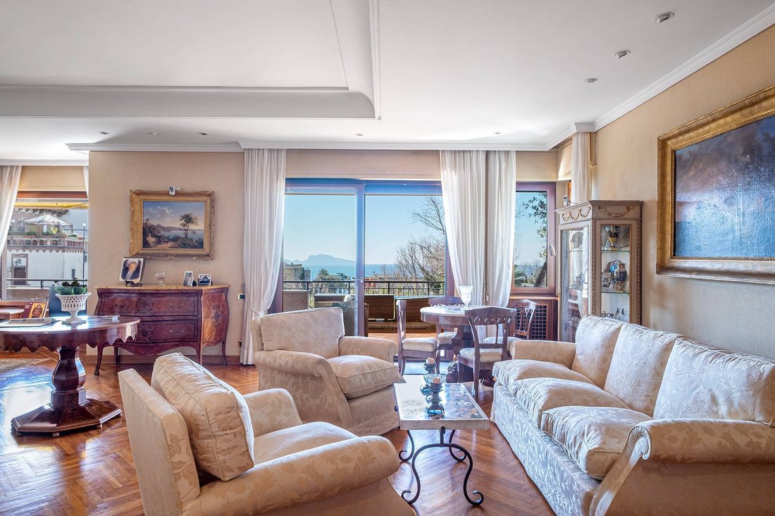 Bright Panoramic Apartment In Naples, Campania, Italy For Sale (12674453)
