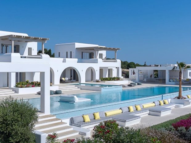 Photo inspiration: Fresh Look at Luxury Mountain View Villas For Rent In Ampelas Decentralized