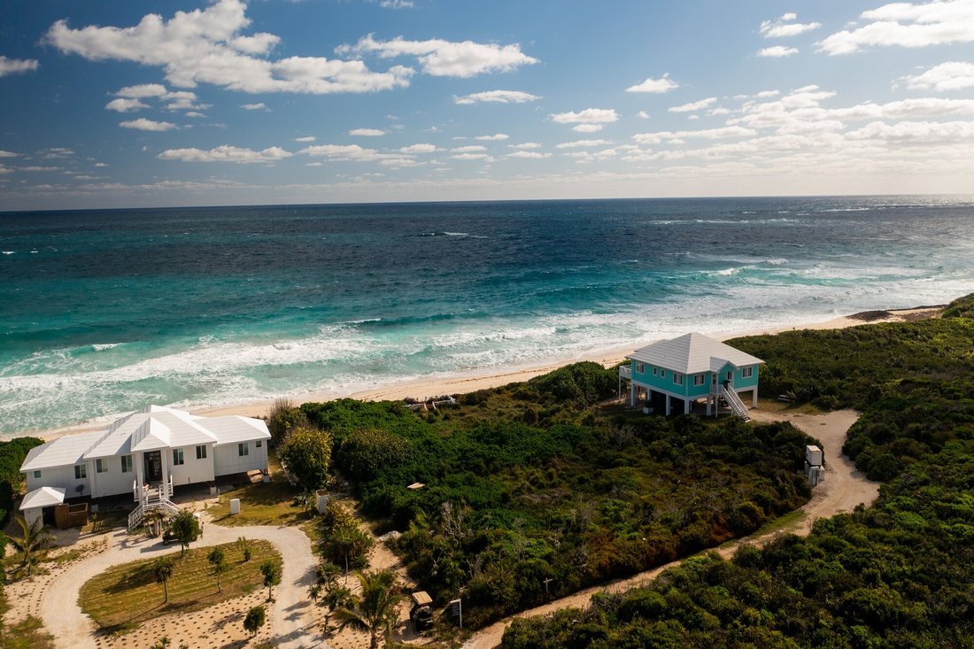 Lot 74 & 74 B, Dolphin Beach Dans Great Guana Cay, Hope Town, Bahamas à