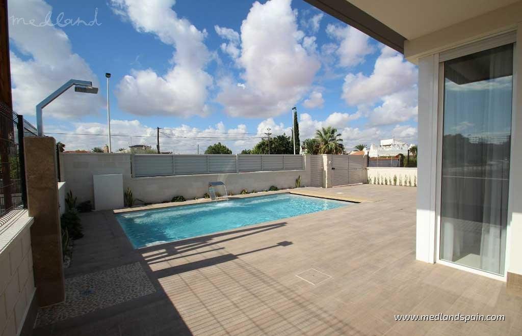 Villa in San Miguel de Salinas, Valencian Community, Spain 2 - 12676343