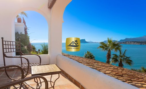 Villa in Moraira, Valencian Community, Spain 1