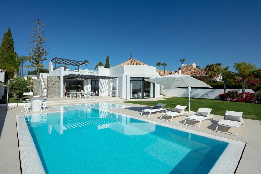 Villa in Marbella, Andalusia, Spain 1 - 12679616