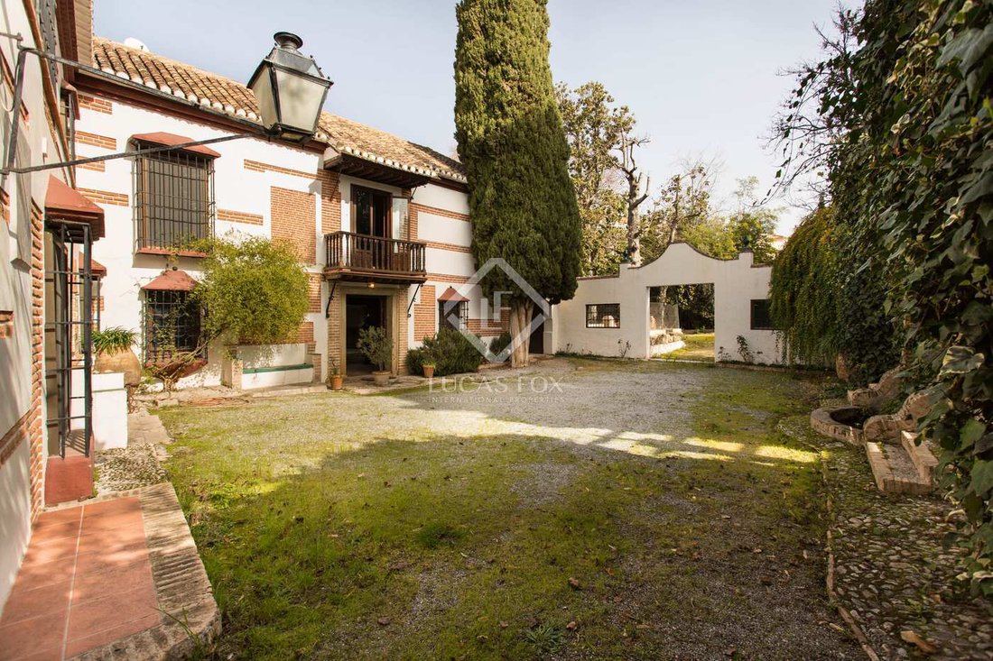 La Zubia Castle / Palace In La Zubia, Andalusia, Spain For Sale (12681217)
