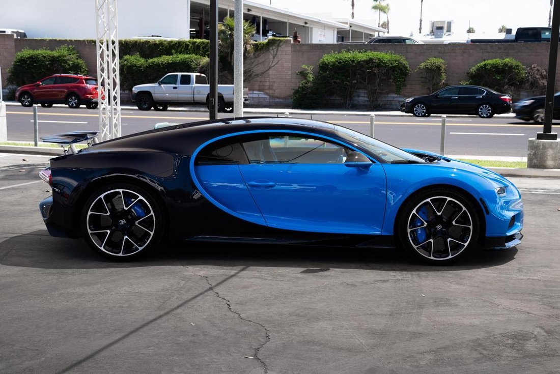 2018 Bugatti Chiron in Riverside, California, United States 2 - 12536964