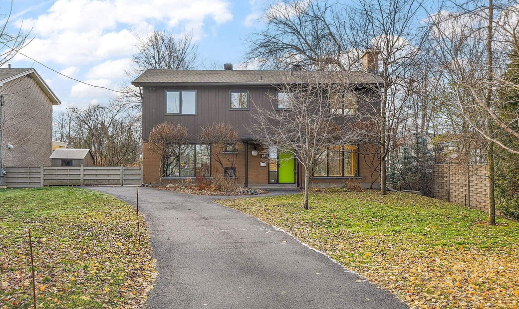 Saint Lambert, Montérégie In Saint Lambert, Quebec, Canada For Sale