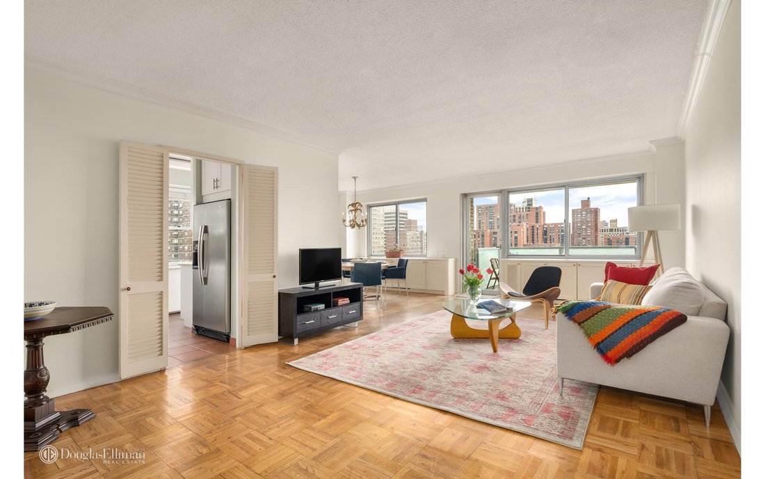 Coop New York In New York, New York, United States For Sale (12680879)