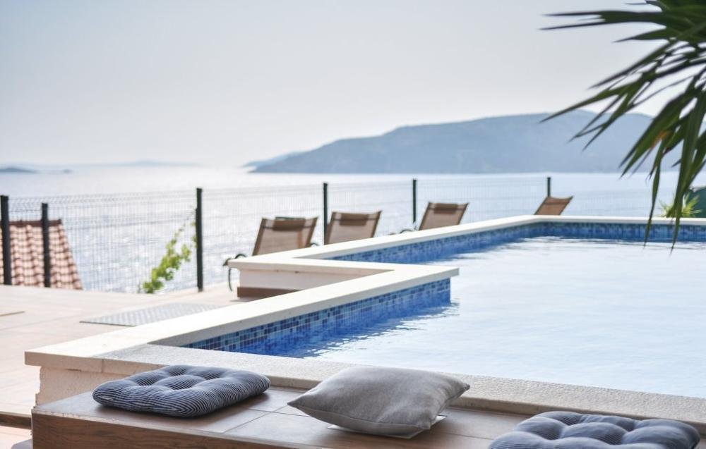 Villa in Zedno, Split-Dalmatia County, Croatia 2 - 12680628