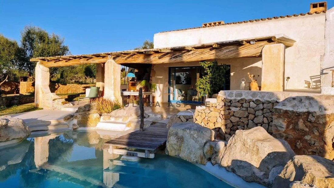 Villa in Sant Llorenc des Cardassar, Balearic Islands, Spain 3 - 12682817
