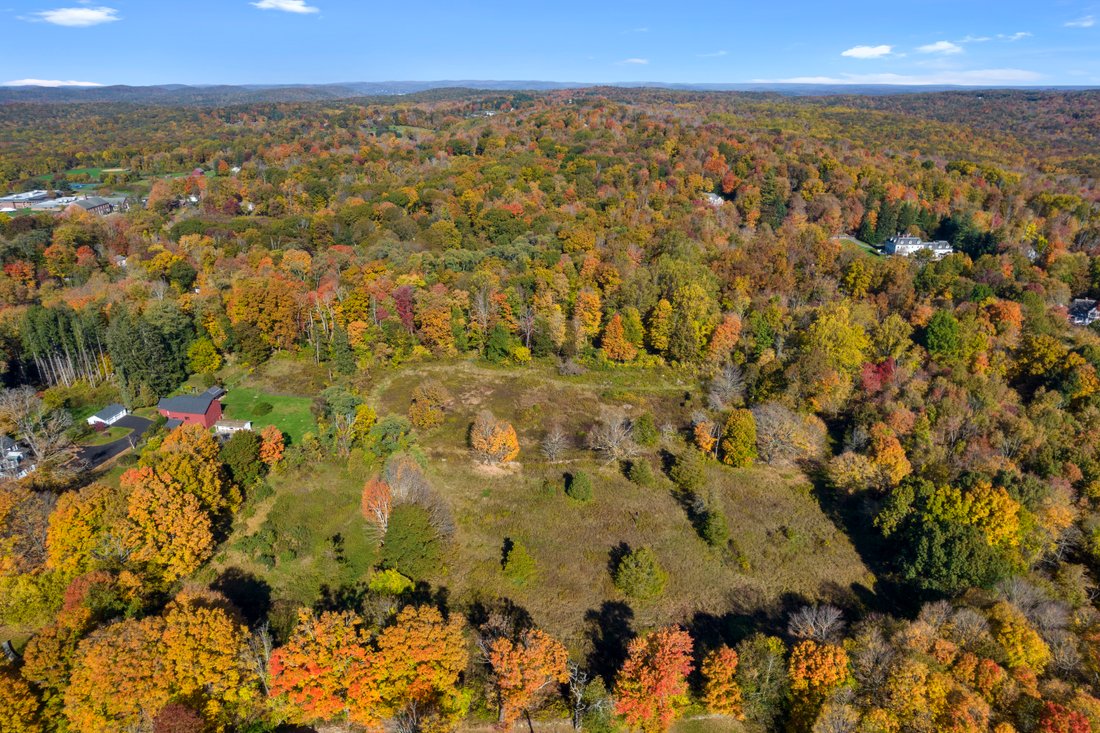 Exceptional 12 Acre Parcel Set On A In Redding, Connecticut, United ...