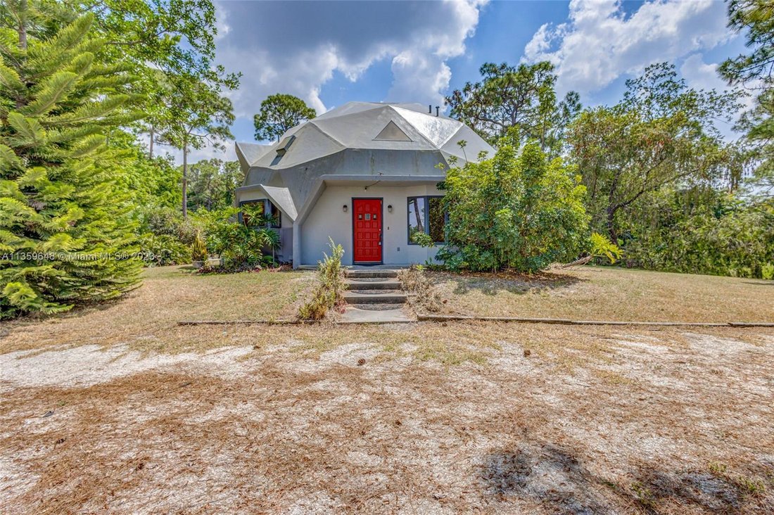 House West Palm Beach In Loxahatchee, Florida, United States For Sale