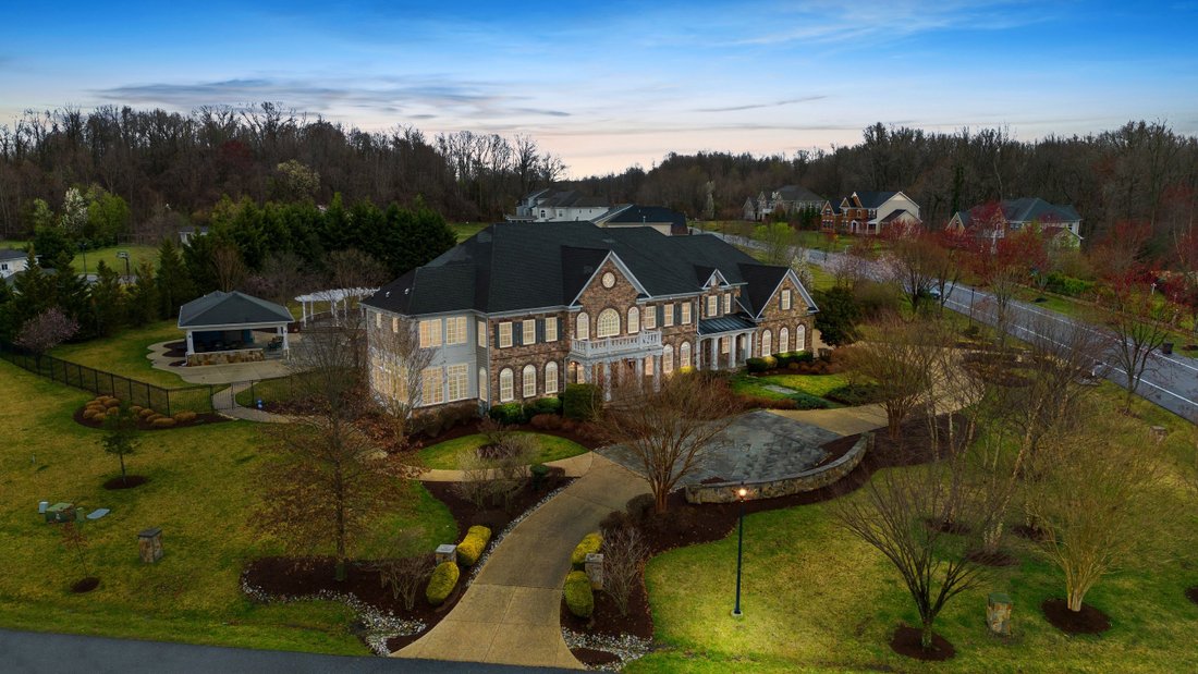 807 Jennings Mill Dr Dans Woodmore, Maryland, états Unis à Vendre