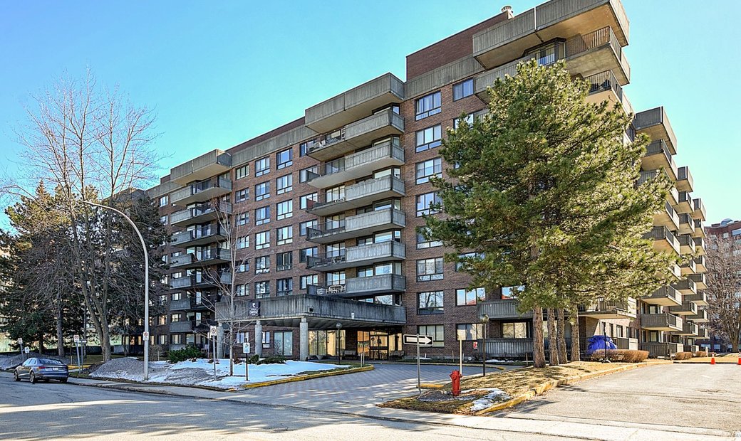 Côte Saint Luc, Qc In Côte Saint Luc, Quebec, Canada For Sale (12684693)