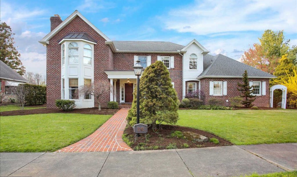 Single Family Detached In West Wyomissing, Pennsylvania, United States For Sale (12684895)