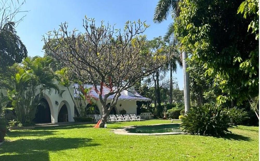 Luxury homes for sale in Club de Golf de Cuernavaca, Cuernavaca, Morelos,  Mexico | JamesEdition