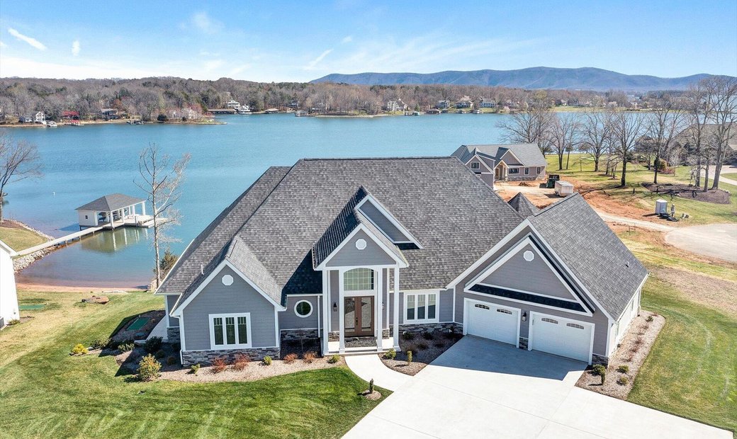 Exquisite Custom Lake Home In Virginia, United States For Sale