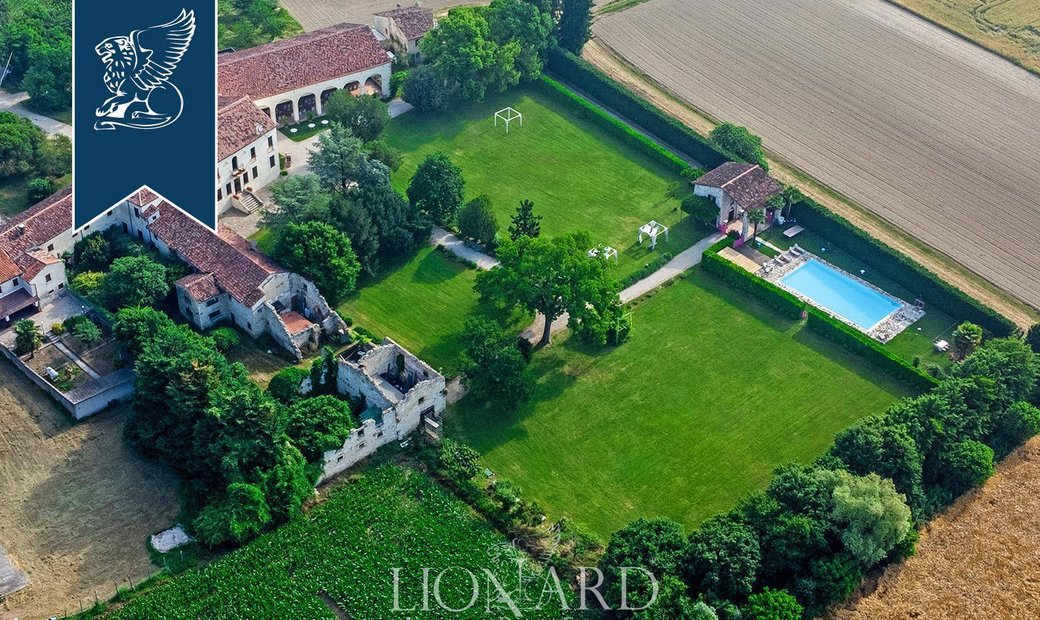 Wonderful Historical Estate On The Outskirts Of Vicenza In