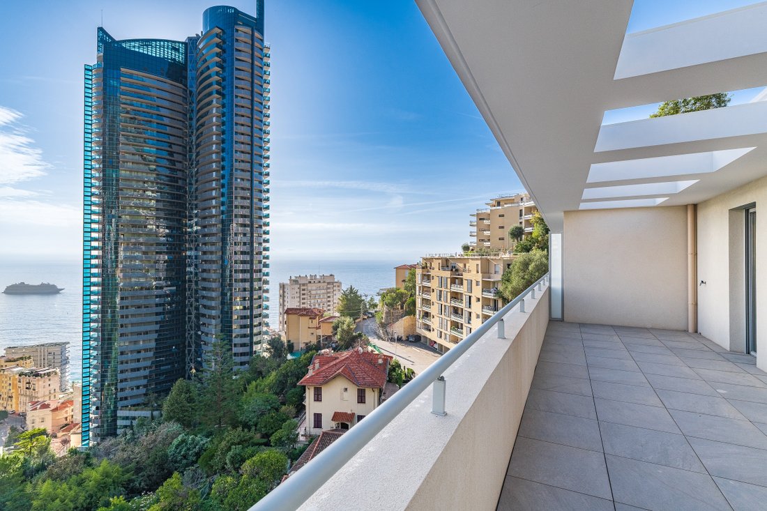 Apartment In Beausoleil, Provence Alpes Côte D'azur, France For Sale