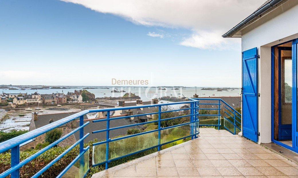 Loguivy De La Mer House En Ploubazlanec, Bretaña, Francia En Venta