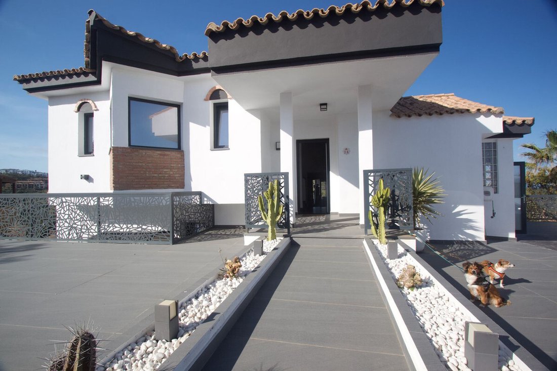 Villa à Sotogrande, San Roque, Andalousie 1 - 12689329