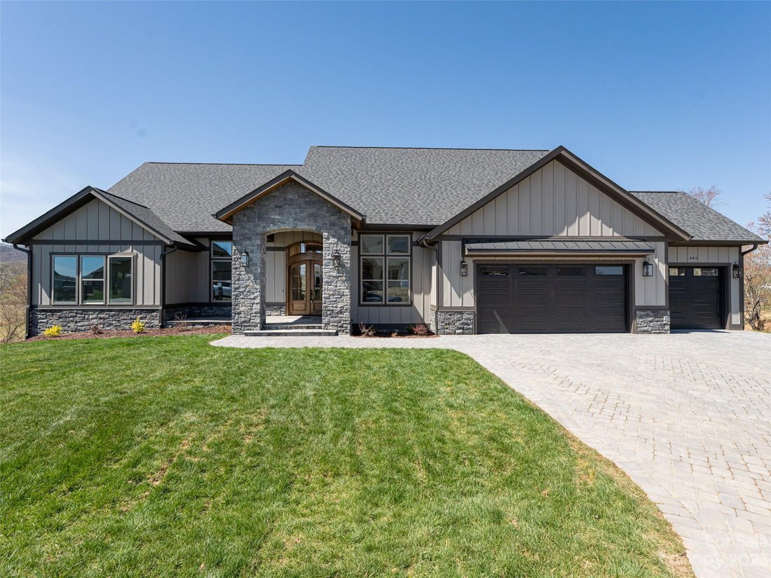 Beautiful New Construction With In Mills River, North Carolina, United