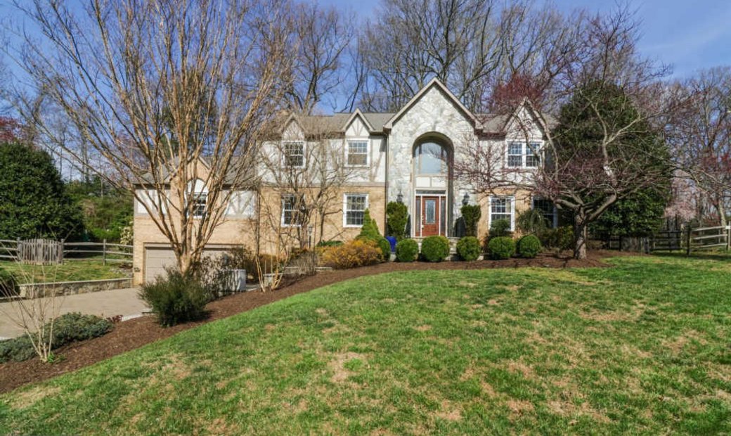 Single Family Detached Oakton In Oakton, Virginia, United States For