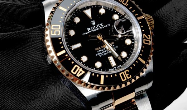 Watches - 780 Rolex for sale on JamesEdition