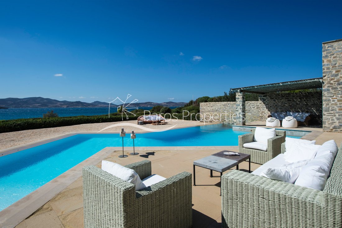 Villa in Paros, Aegean, Greece 1 - 12697412