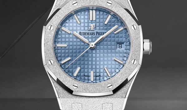 Watches 5 Audemars Piguet Royal Oak Lady for sale on JamesEdition