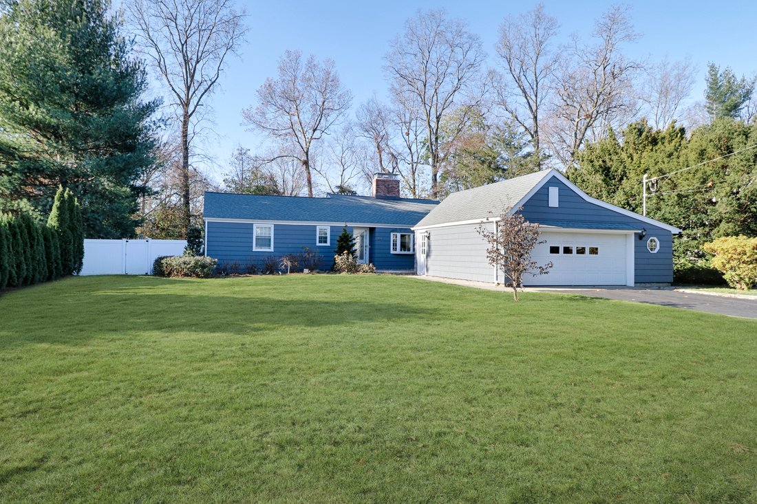 Lovely Stratfield Neighborhood Ranch In Fairfield, Connecticut, United