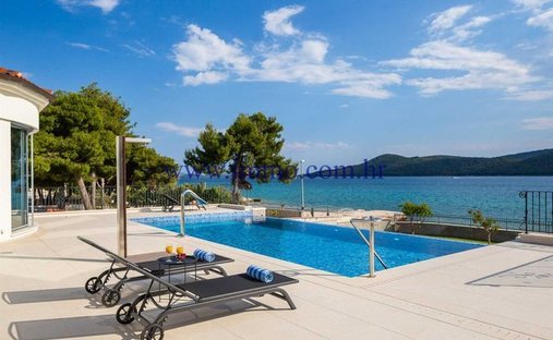 Villa in Šibenik, Šibenik-Knin County, Croatia 1