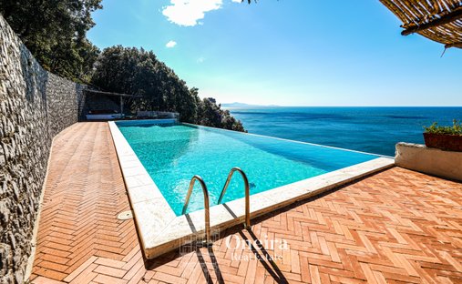 Villa in Maiori, Kampanien, Italien 1