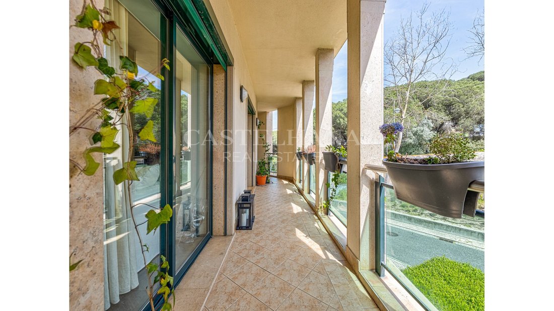 5 Bedroom Apartment In The Villa Restelo In Lisbon, Lisbon, Portugal