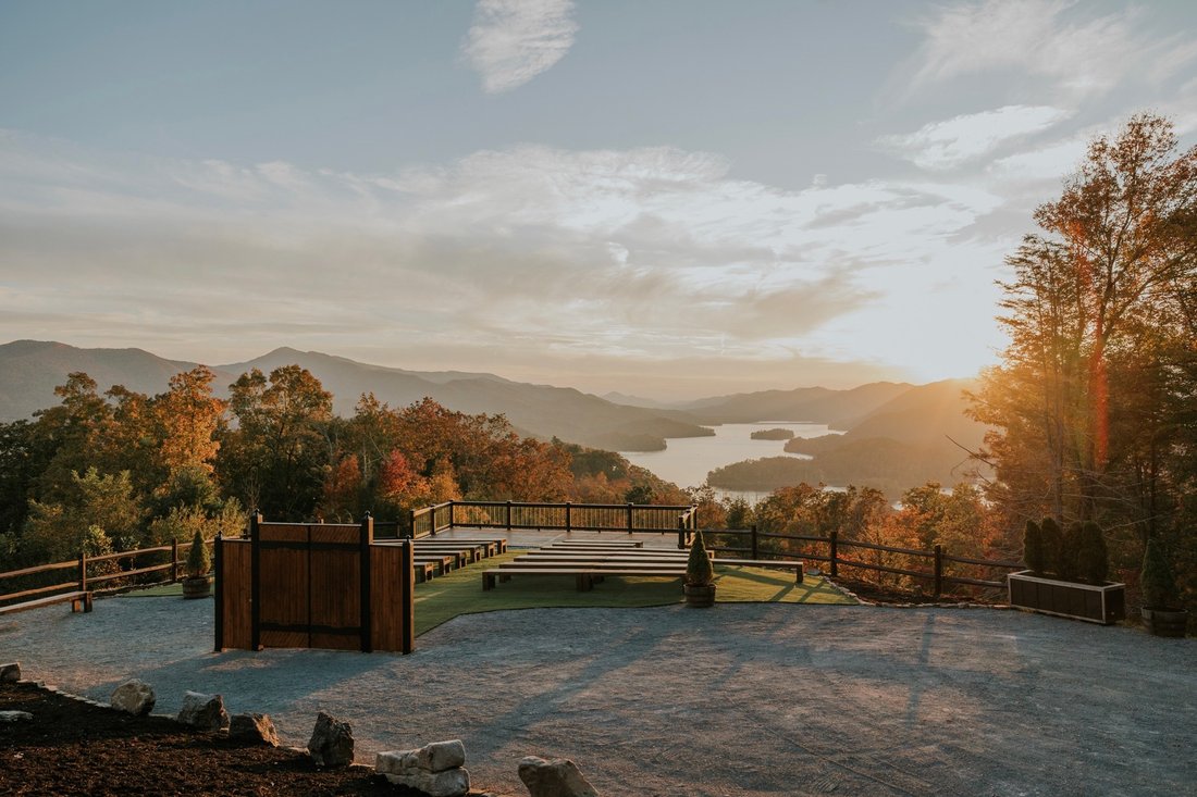 Exclusive Estate With Picturesque In Mountain City, Tennessee, United