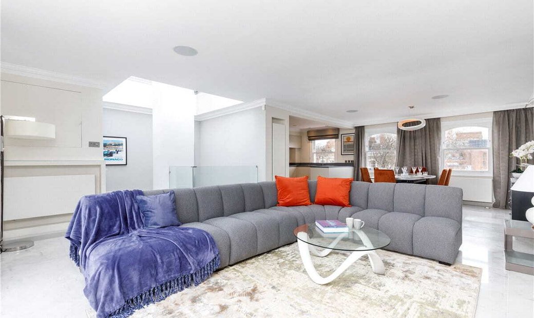 Beaufort Gardens, Knightsbridge Sw3 In London, England, United Kingdom