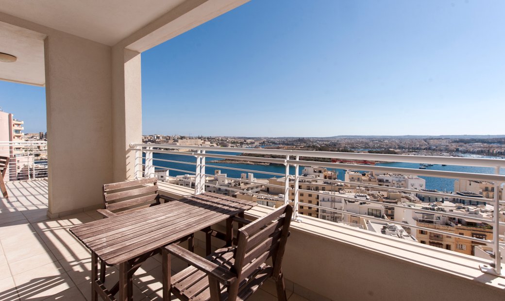 Fort Cambridge, Furnished Apartment In Sliema, Malta For Sale (11939989)