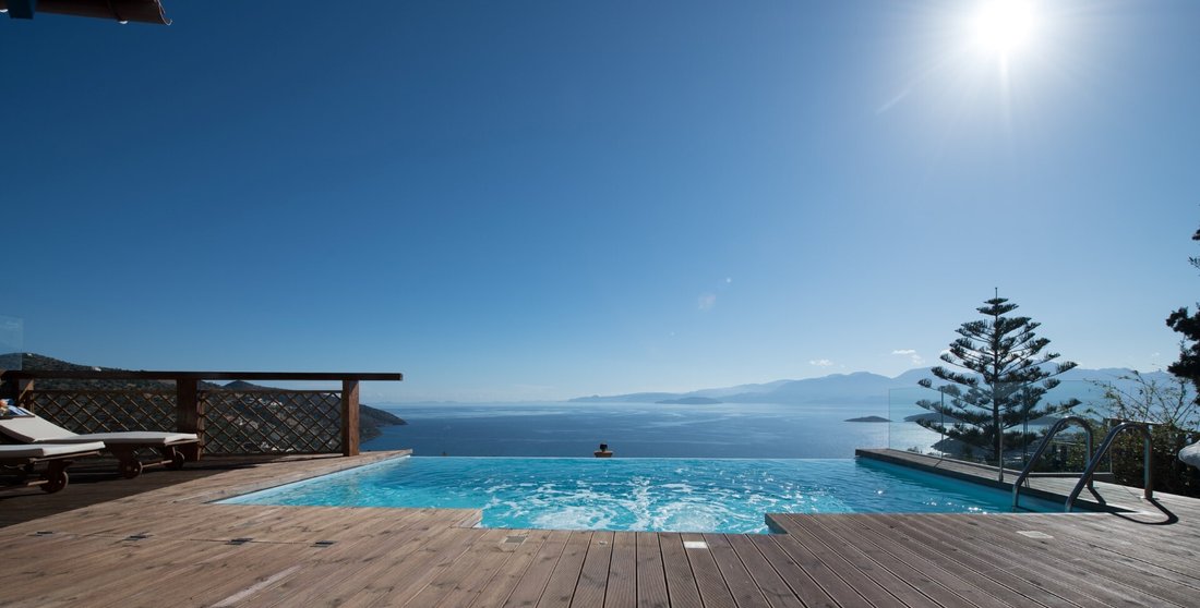 Villa in Community of Agios Nikolaos, Agios Nikolaos, Greece 2 - 12701124