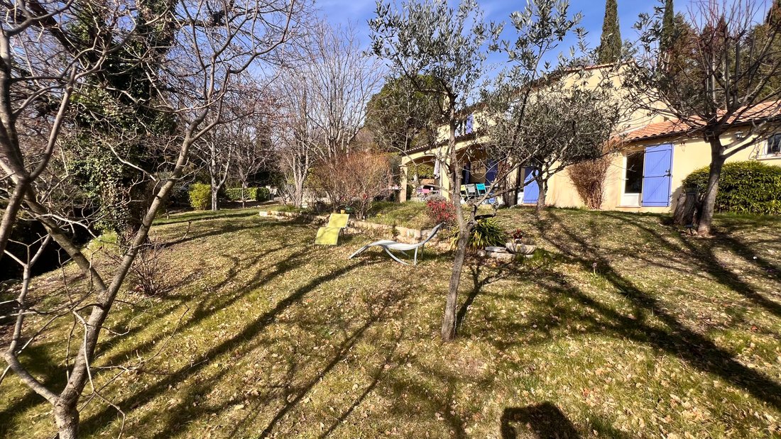 Villa Of 147 Sqm In Saint Vallier De Thiey, Provence Alpes Côte D'azur