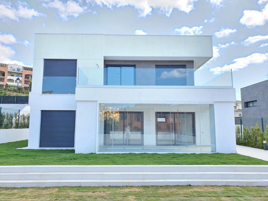 New Villas Development At La Duquesa In Puerto De La Duquesa, Andalusia