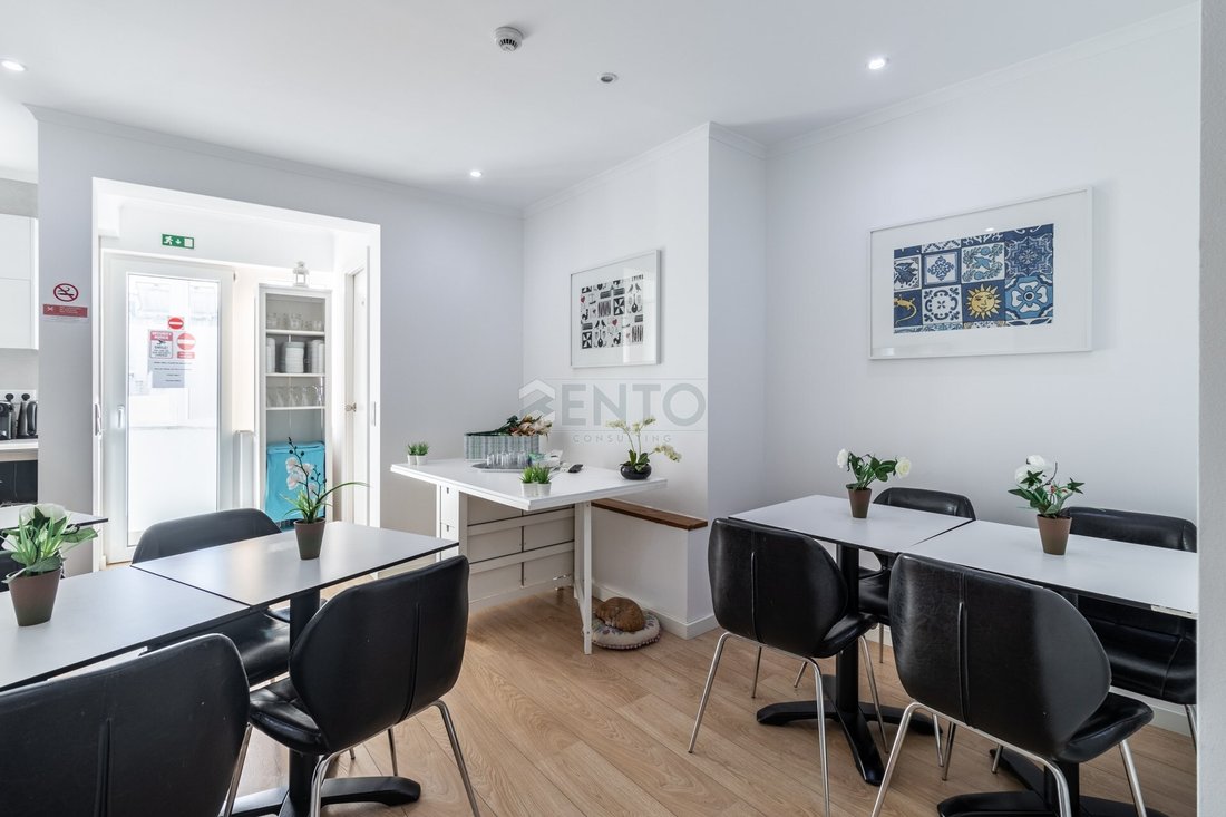 Penthouse in Santo Antonio, Lisbon, Portugal 5 - 12704361