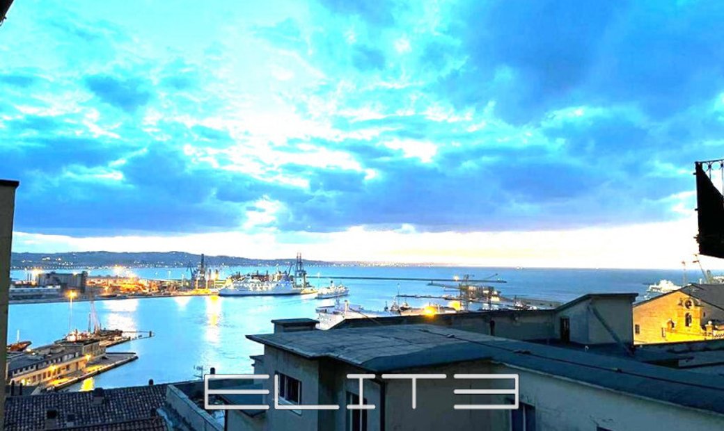 Ancona Apartment En Ancona, Marcas, Italia En Venta (12706880)