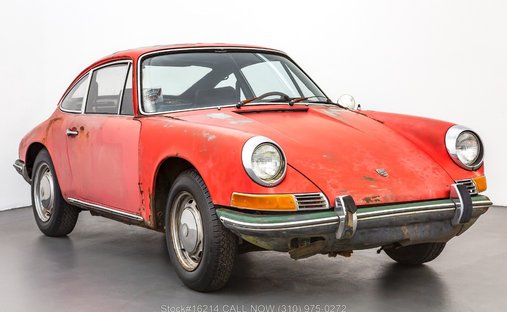 Porsche 911T in Los angeles, ca 1